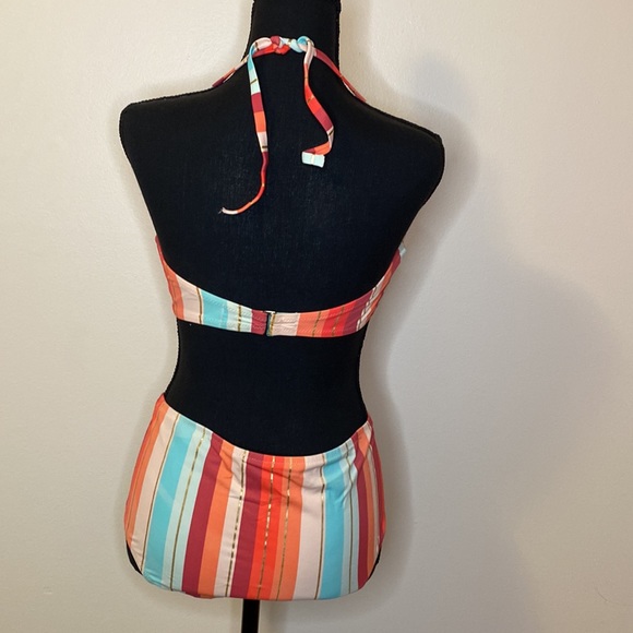 ๐ 2/$25 Target Shade & Shore Striped Bikini - Picture 6 of 7